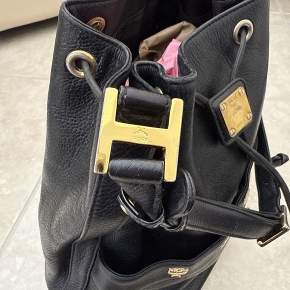 MCM Vintage Black Leather Drawstring Bucket Bag Purse Rare Large Boho‎ Hippie - Picture 12 of 16